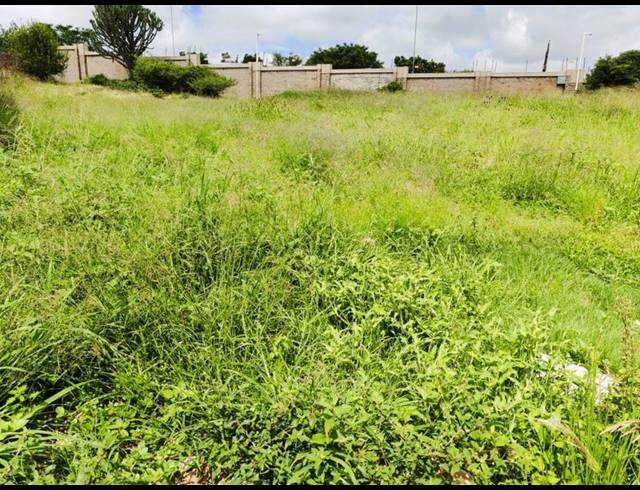 LAND FOR SALE IN WOODHILL ESTATE